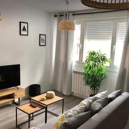 Lejlighed Con Jardin Y Garaje Zaragoza